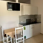 Villa B&E 2